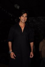 Shahid Kapoor on the sets of Just Dance in Filmcity, Mumbai on 2nd Sept 2011 (58).jpg