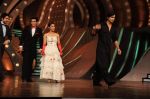 Shahid Kapoor on the sets of Just Dance in Filmcity, Mumbai on 2nd Sept 2011 (65).jpg