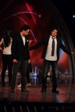 Katrina Kaif, Imran Khan, Ali Zafar on the sets of India_s Got Talent in Mumbai on 3rd Sept 2011 (101).JPG
