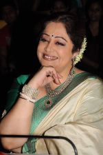 Kiron Kher on the sets of India_s Got Talent in Mumbai on 3rd Sept 2011 (130).JPG