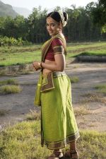Sameera Reddy in Vedi Movie Stills (1).jpg