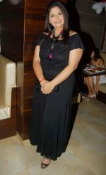at Sangeeta Kapure_s bday bash on 7th Sept 2011 (15).JPG