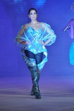 at WLC Chimera fashion show in Leela Hotel on 8th Sept 2011 (256).JPG
