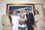 Anil Kapoor, Gulzar, Pritish Nandy at Shesh Lekha art event in NGMA on 10th Sept 2011 (28).JPG