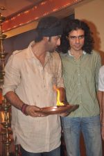 Ranbir Kapoor, Imtiaz Ali at RK Ganpati in Chembur on 10th Sept 2011 (16).JPG