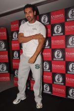 John Abraham announced as the Ultimate Nutrition_s brand ambassador at the Trident on 12th Sept 2011 (14).JPG