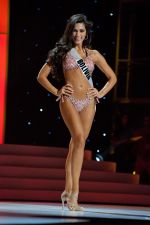 Miss Universe 2011 bikini round (33).jpg