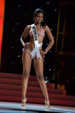 Miss Universe 2011 bikini round (41).jpg