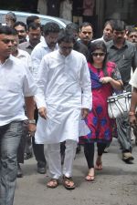 at the farewell to photogrpaher Gautam Rajadhyaksha in Mumbai on 13th Sept 2011 (2).JPG
