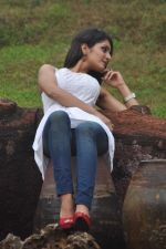 Alankrita Dogra on the sets of film Lethal Comission in Madh on 14th Sept 2011 (6).JPG