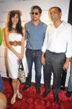 Dino Morea attends The Opening of Tommy Hilfiger store in Hyderabad at Banjara Hills on 15th September 2011 (15).jpg