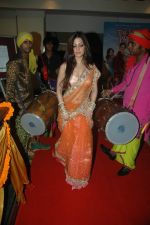 Riya Sen at Tere Mere Phere music launch in Raheja Classique, Andheri on 16th Sept 2011 (44).JPG
