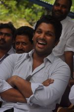 Allu Arjun attends No Child Labour Event on 16th September 2011 at St. Ann_s High School in Secunderabad (87).JPG