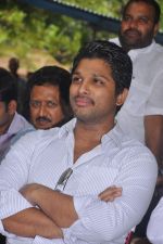 Allu Arjun attends No Child Labour Event on 16th September 2011 at St. Ann_s High School in Secunderabad (89).JPG