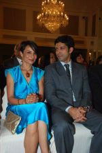 Farhan Akhtar, Adhuna Akhtar at Giants Awards in Trident, Mumbai on 17th Sept 2011 (20).JPG
