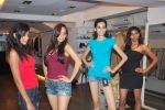 at Punjab Fashion Week auditions in Riyaz Gangji Store on 17th Sept 2011 (53).JPG