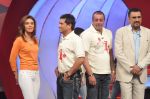 Raageshwari Loomba, Sachin Tendulkar, Sanjay Dutt, Boman Irani at NDTV_s Suppport My School telethon in Yashraj on 18th Sept 2011 (26).JPG