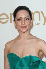 Archie Panjabi attends the 63rd Annual Primetime Emmy Awards in Nokia Theatre L.A. Live on 18th September 2011 (1).jpg