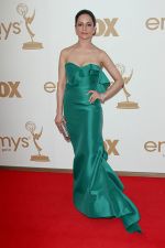 Archie Panjabi attends the 63rd Annual Primetime Emmy Awards in Nokia Theatre L.A. Live on 18th September 2011 (2).jpg