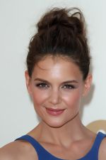Katie Holmes attends the 63rd Annual Primetime Emmy Awards in Nokia Theatre L.A. Live on 18th September 2011 (3).jpg