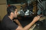 Prateik Babbar on the sets of Radio City in Bandra, Mumbai on 21st Sept 2011 (25).JPG