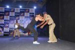 Vidyut Jamwal performs live stunts for film Force at Famous Studio on 21st Sept 2011 (8).JPG