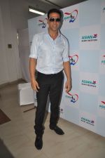 Akshay Kumar at Asian Heart Institute CSR initiative launch in Shanmukhanand Hall, Mumbai on 22nd Sept 2011 (28).JPG