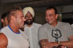 Sanjay Dutt meets Sheru Classic bodybuilding contestants on 22nd Sept 2011 (25).JPG