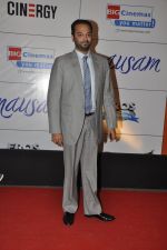 at the Premiere of Mausam in Imax, Wadala, Mumbai on 22nd Sept 2011 (120).JPG