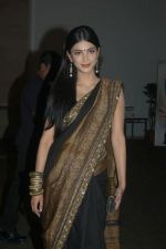 Shruti Hassan attends 7th Sense Movie Audio Function on 23rd September 2011 (124).jpg