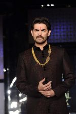 Neil Mukesh walk the ramp for vikram phadnis Show at Amby Valley India Bridal Week day 1 on 24th Sept 2011 (121).JPG