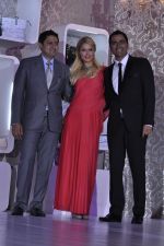 Paris Hilton unveils her personal Bag Line in JW Marriott on 24th Sept 2011 (35).JPG
