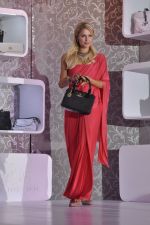 Paris Hilton unveils her personal Bag Line in JW Marriott on 24th Sept 2011 (40).JPG
