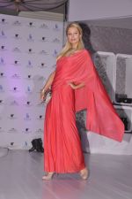 Paris Hilton unveils her personal Bag Line in JW Marriott on 24th Sept 2011 (50).JPG