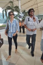 Priyanka Chopra, Chunky Pandey arrive back from Gima Awards in Domestic Airport, Mumbai on 24th Sept 2011 (50).JPG