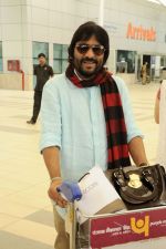 Roop Kumar Rathod arrive back from Gima Awards in Domestic Airport, Mumbai on 24th Sept 2011 (35).JPG