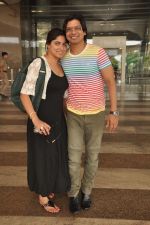 Shaan arrive back from Gima Awards in Domestic Airport, Mumbai on 24th Sept 2011 (39).JPG