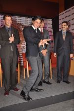 Shahrukh Khan at Western Union-Ra.One media meet in Grand Hyatt, Mumbai on 24th Sept 2011 (25).JPG