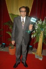 Dharmendra at ITA Awards on 25th Sept 2011 (1).JPG
