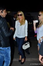 Paris Hilton leaves India in Intrernational Airport, Mumbai on 26th Sept 2011 (64).JPG