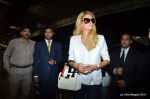 Paris Hilton leaves India in Intrernational Airport, Mumbai on 26th Sept 2011 (88).JPG