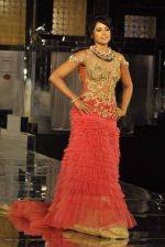 Sameera Reddy walk the ramp for Shane Falguni Show at Amby Valley India Bridal Week day 4 on 26th Sept 2011 (85).JPG