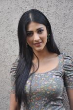 Shruti Hassan Casual Shoot during  2011 Airtel Youth Star Hunt Launch in AP on 24th September 2011 (36).jpg