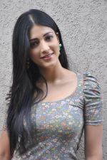 Shruti Hassan Casual Shoot during  2011 Airtel Youth Star Hunt Launch in AP on 24th September 2011 (39).jpg