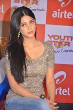 Shruti Hassan attends 2011 Airtel Youth Star Hunt Launch in AP on 24th September 2011 (105).jpg