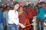 Sridevi Vijayakumar Launches Bajaj Electronics on 25th September 2011 (14).jpg