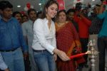 Sridevi Vijayakumar Launches Bajaj Electronics on 25th September 2011 (17).jpg