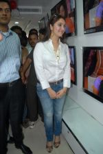 Sridevi Vijayakumar Launches Bajaj Electronics on 25th September 2011 (31).jpg