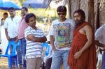 AR Murugadoss in 7aum Arivu Movie On Sets (1).jpg