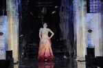 Model walk the ramp for Tarun Tahiliani finale at Aamby Valley Fashion week in Saharastar, Mumbai on 27th Sept 2011 (89).JPG